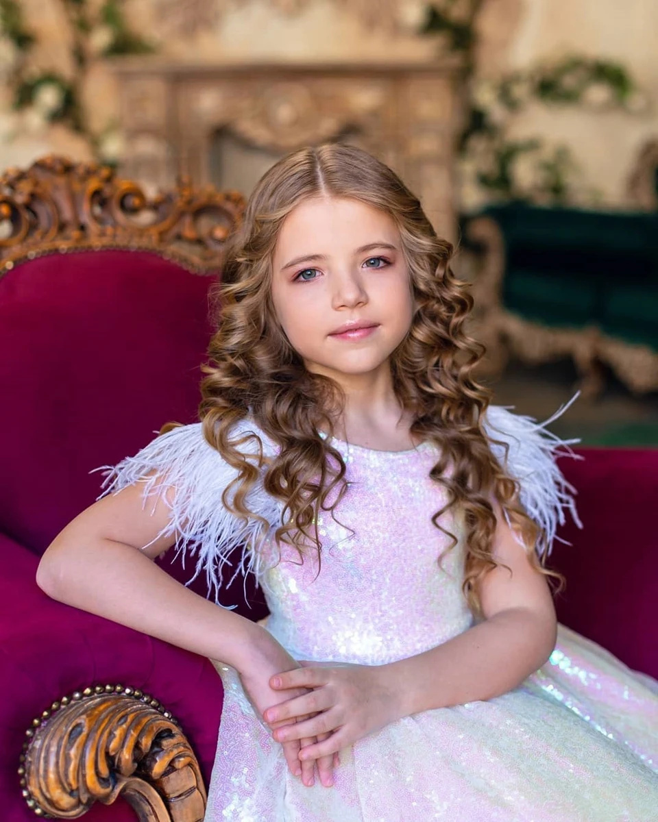Birthday Sash Glitter - Блестящее платье с цветочным узором для